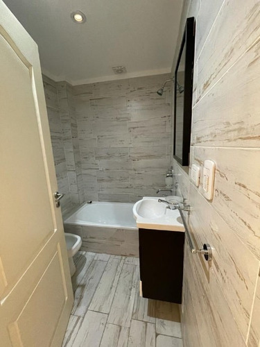 Imagen 9 de 14 de Departamento En Venta En Villa Luzuriaga