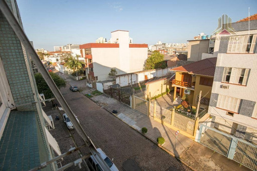 Imagem 27 de 30 de Vendo Apartamento De Três Dormitórios, Próximo A Avenida Assis Brasil - Ap3741
