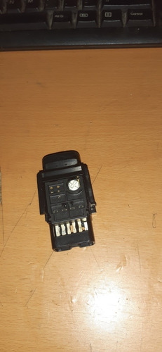Imagen 2 de 3 de Botón Luz Emergencia Toyota Corolla 99/02