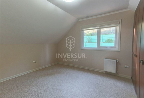 Casa En Venta De 4 Dormitorios En Puerto Varas