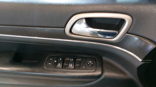 Jeep Grand Cherokee 5.7 LIMITED LUJO HEMI V8 MDS