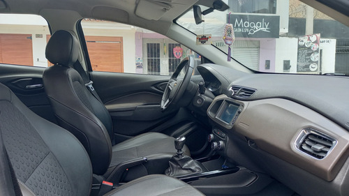 Auto Sin Prenda Vehicular De Uso Particular Con Soat Vigente