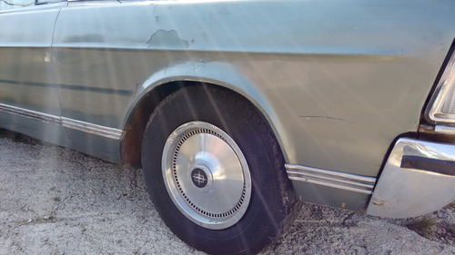 Ford Landau 1982 (galaxie)