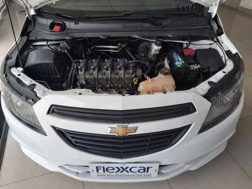Imagem 10 de 12 de Chevrolet Onix 1.0 Mt Joy 2019