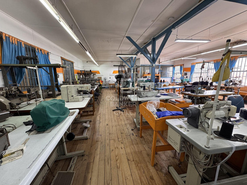 Tres Casas En Una, Ex Fábrica Textil.