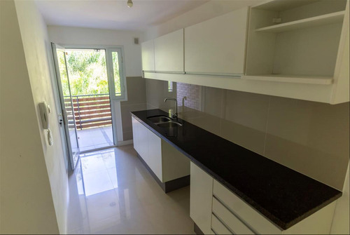 Apartamento De 2 Dormitorios Haras Del Lago Barrio Privado