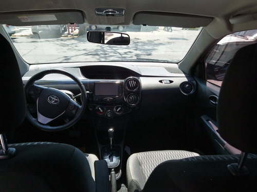Imagen 9 de 10 de Toyota Etios Xls 4p 4at 2018