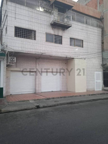 En Venta O Alquiler Edificio En Ubicación Estratégica De Puerto La Cruz