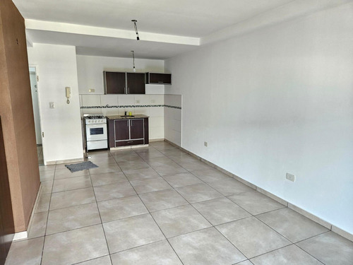 Alquiler Duplex 2 Amb Con Patio