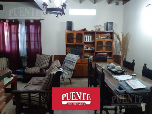 Imagen 1 de 12 de 2 Casas - Lomas De Zamora - Ideal Renta - Venta Con Renta