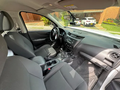Nissan Frontier 2024 2.5gsl 4x2 Mt Cabina Sencilla