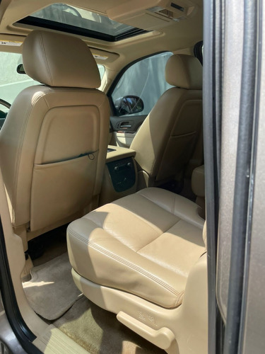 Imagen 9 de 15 de Chevrolet Suburban C Lt 2013