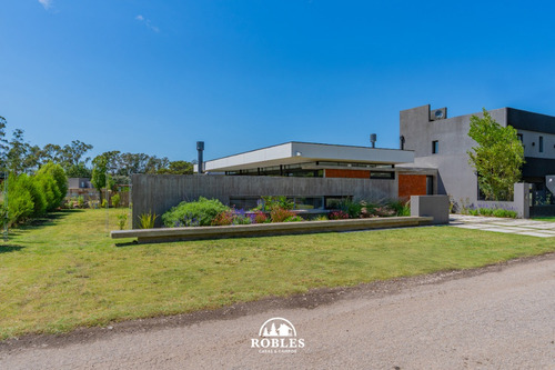Casa - Chalet En Venta En Mar Del Plata