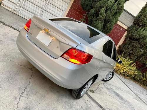 Imagen 4 de 14 de Chevrolet Aveo 2020 Ls Manual Radio Airbag Electrico Aire Ac
