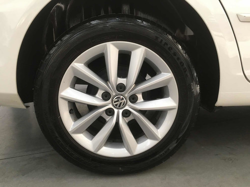 Volkswagen Suran 1.6 Trendline 2015