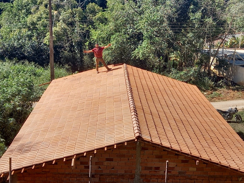 Casa Guapiara.. Faze Acabamento