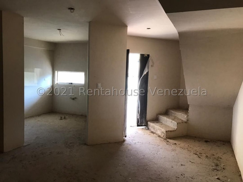 Imagen 8 de 14 de Eloisa Mejia Rentahouse Vende Townhouse En El Rincon Naguanagua 22-13614