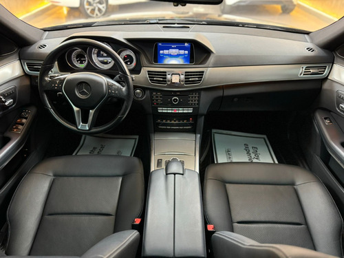 Mercedes-Benz Classe E 2.0 Avantgarde Turbo 4p