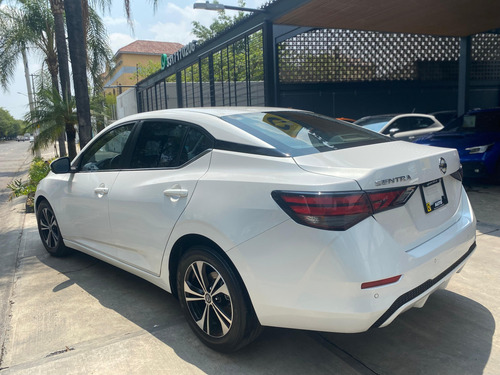 Nissan Sentra 1.8 Advance Mt