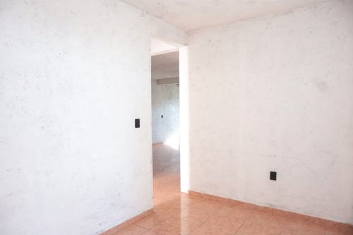 Renta Espacio Tipo Bodega Con Patio Y Oficina, Versátil En Ecatepec, Ideal Logística Ligera
