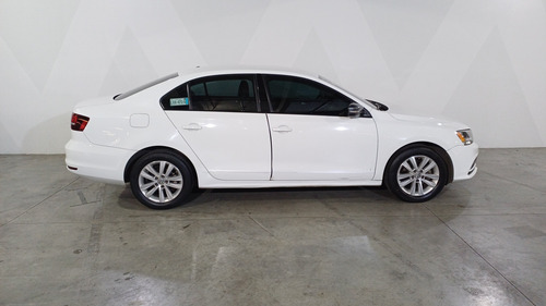 Volkswagen Jetta 2.0 Style Mt