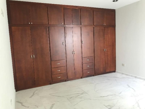 Imagen 11 de 12 de Casa Sola En Venta Fracc. Residencial Caletto
