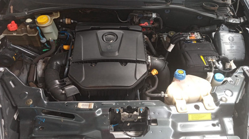 Imagem 12 de 12 de Fiat Punto Sporting 1.8 Cinza 2013