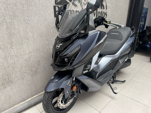 Dafra Cruisym 300 2025