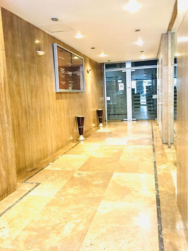 Imagen 11 de 14 de Oficina En Retiro De 30 M2 En Edificio De Categoria
