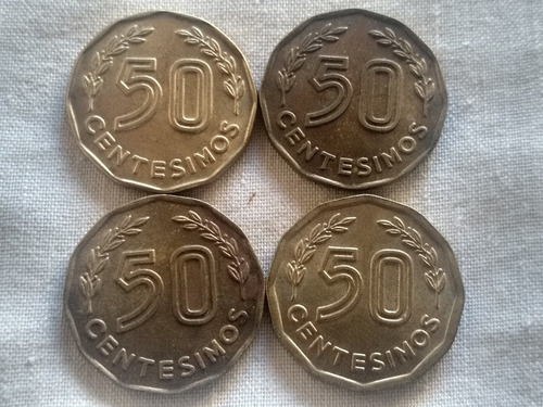Lotes De Monedas Uruguay, 50 Centesimos 1976/1977 (Usado)
