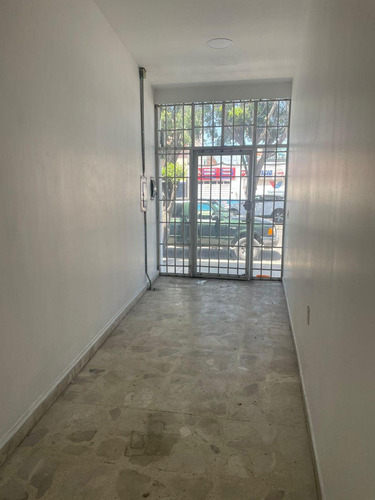 Local Comercial En Venta Y Renta Con Departamento En Col. Las Reynas, Irapuato, Gto.