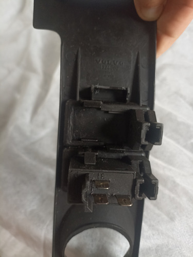 Moldura Frontal Con Tecla Desempañador Volvo 740 Negro