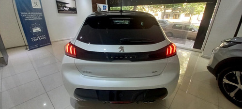 Imagen 22 de 24 de Peugeot 208 Gt 130cv Cero Kilometro 2023