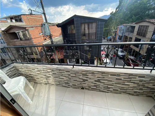 Apartamento Duplex Piso 3 Y 4 En Calatrava - Itagui