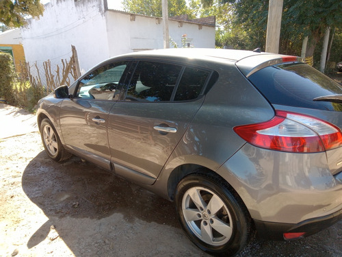 Renault Mégane III 2.0 Luxe Tn