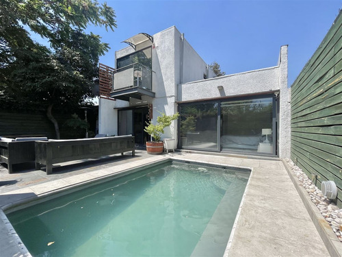Casa En Arriendo De 3 Dorm. En Vitacura