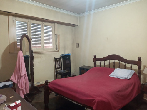 Imagen 9 de 12 de Excelente Casa Con Lote En Venta De 4 Ambientes - Temperley
