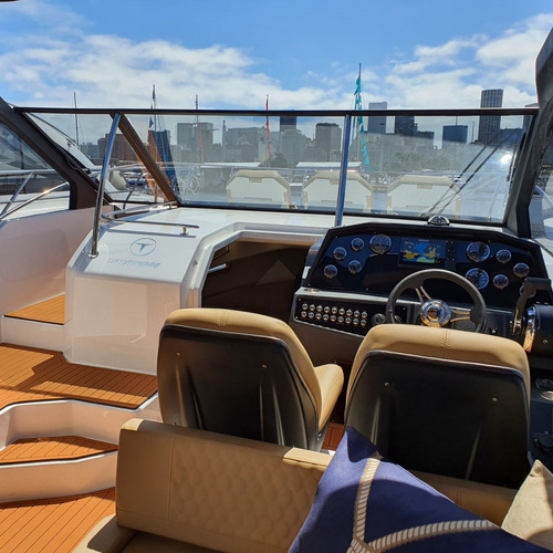 Lancha Triton Flyer 38 Ht || Zero ||