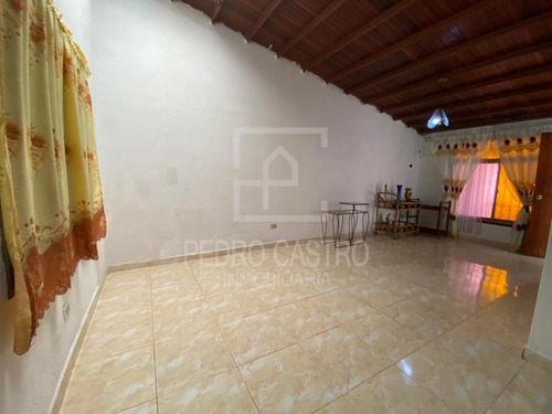 Imagen 12 de 21 de Pedro Castro Inmobiliaria Vende Casa En Urbanización Los Mangos Puerto Ordaz #inversion #oportunidad #somosinmobiliaria #compraventa #casas #townhouse