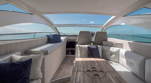 Imagem 3 de 18 de Sedna 47 Ht - 2019 - 2x Volvo D6 370 Hp - Ñ Phantom Triton