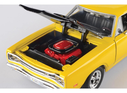 1969 Dodge Coronet Super Bee, Amarillo Con Capucha Negro ...