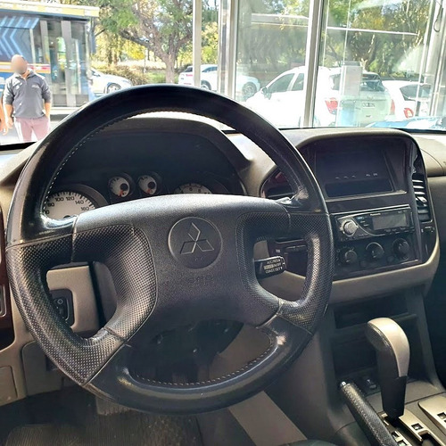 Imagen 9 de 9 de Mitsubishi Montero 3.2