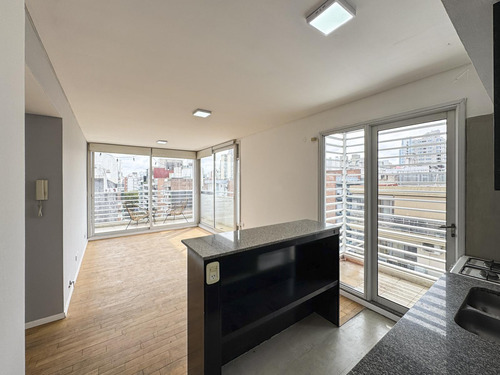 Departamento Piso Exclusivo Con 2 Dormitorios Y Mega Balcón