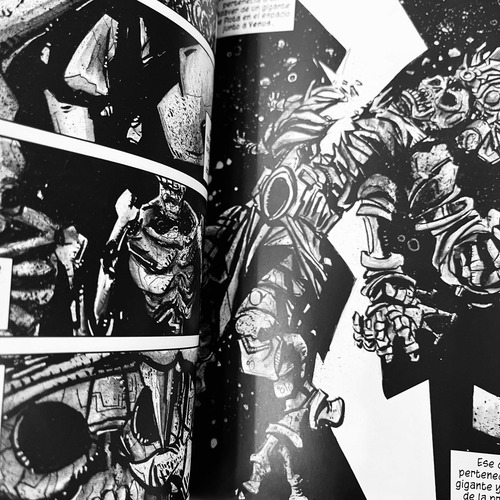 Gila: El Sol Negro Novela Gráfica Mexicana De Santarriaga