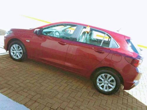 Imagem 7 de 9 de Chevrolet Onix 1.0 Flex Lt Manual