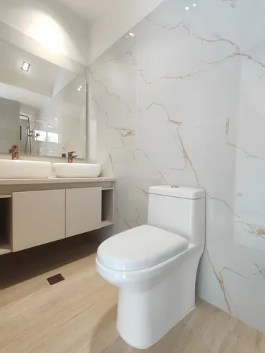 Casa En Venta En La Floresta. Cod V30703