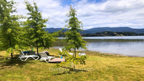 Casa De Veraneo A Orillas Del Lago Panguipulli - A...