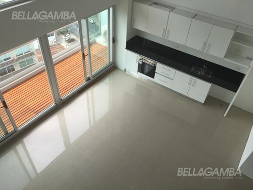 Imagen 14 de 24 de Hermoso Loft En Piso 17 Con Vista Al Rio. Excelentes Detalles De Calidad Y Cochera.