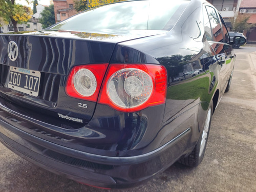 Volkswagen Vento 2.5 Advance 170cv