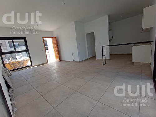 Duplex 2 Dorm En Una Sola Planta! - En La Calle Principal De San Ignacio!